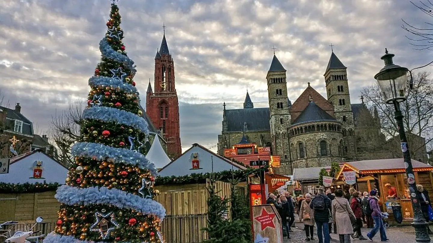 Maastricht Christmas Market (1)